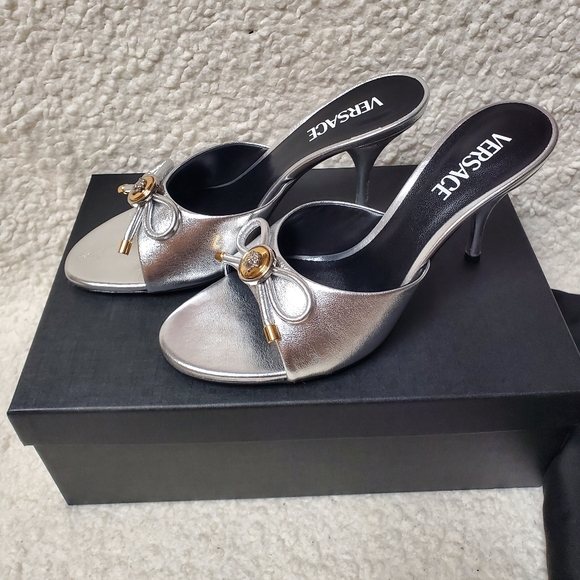 Versace Shoes - Versace
85MM Leather Mule Heels